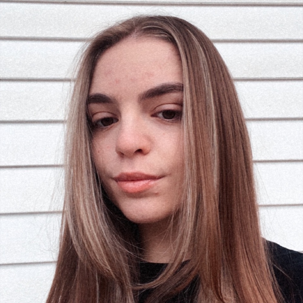 Meet your Posher, Christina